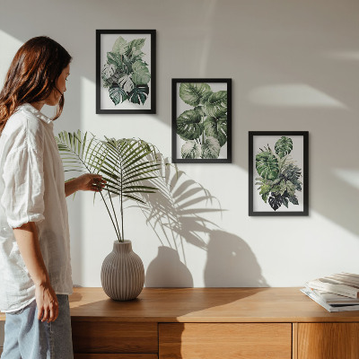 Tríptico com moldura Folhas verdes de plantas tropicais em aquarela
