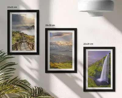 Conjunto de 3 quadros decorativos paisagens montanhosas pitorescas com cachoeira e trilha
