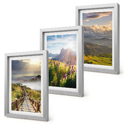 Conjunto de molduras com imagens Paisagens de montanha com flores, céu e trilha.
