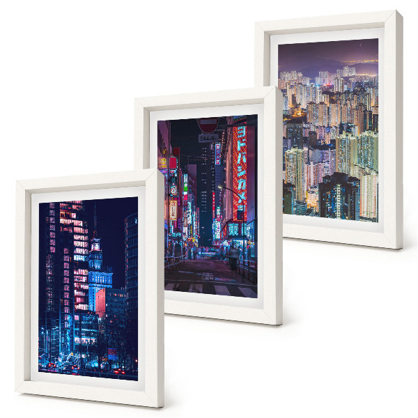 Tríptico com moldura Vistas noturnas de cidades iluminadas com luzes de néon.