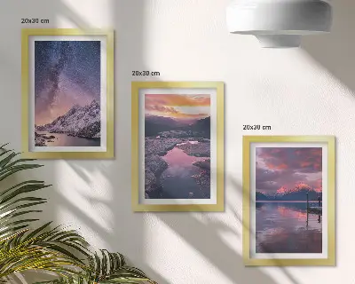 Conjunto de 3 quadros decorativos com paisagens naturais de montanhas e água