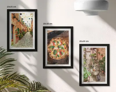 Conjunto de 3 quadros decorativos com temática de ruas charmosas, plantas e pizza italiana