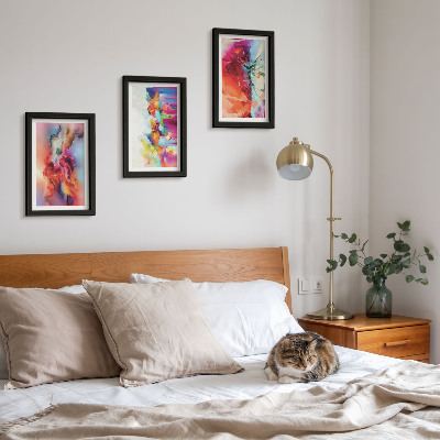 Conjunto de molduras com imagens Abstrações coloridas com formas e figuras dinâmicas.