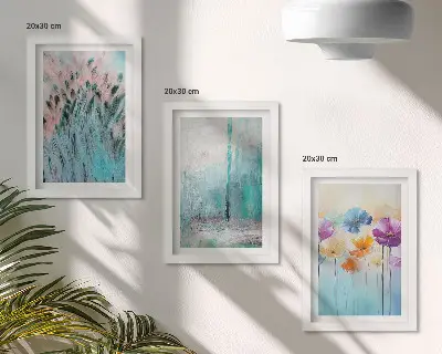 Conjunto de 3 quadros decorativos com estampas de flores em fundo pastel e padrões delicados
