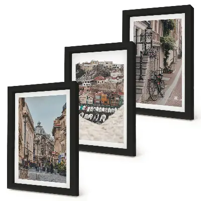 Conjunto de 3 quadros decorativos com vista para as ruas charmosas da cidade e o porto