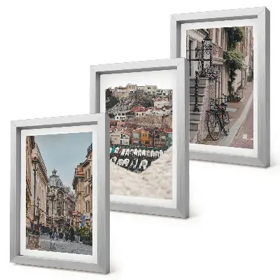 Conjunto de 3 quadros decorativos com vista para as ruas charmosas da cidade e o porto