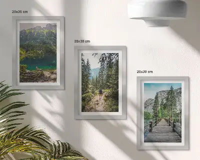 Conjunto de molduras com imagens paisagens de montanhas, lagos, florestas e trilhas na natureza
