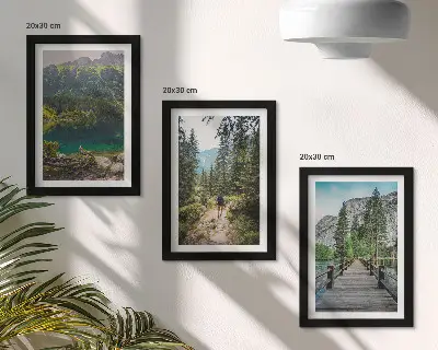 Conjunto de molduras com imagens paisagens de montanhas, lagos, florestas e trilhas na natureza