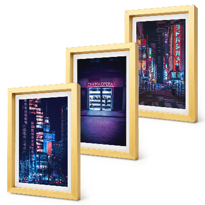 Conjunto de molduras com imagens Cidade noturna com luzes de néon e entrada de cinema.
