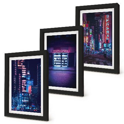 Conjunto de molduras com imagens Cidade noturna com luzes de néon e entrada de cinema.