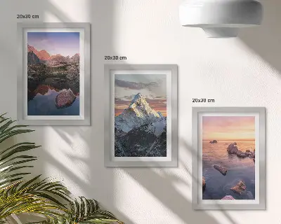 Tríptico com moldura paisagens de montanhas com água e rochas