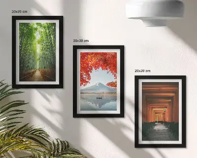 Conjunto de molduras com imagens floresta de bambu e trilha torii do Monte Fuji no Japão
