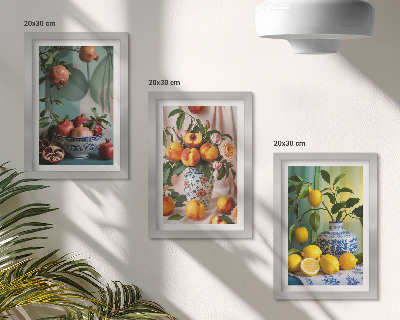 Conjunto de molduras com imagens Romãs, pêssegos e limões em vasos.