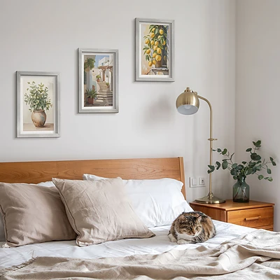 Conjunto de 3 quadros decorativos com estampa de vasos de plantas e limões em rua