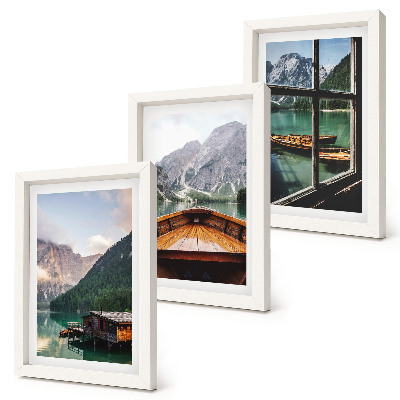 Tríptico com moldura Lago de montanha com um barco e casas de madeira
