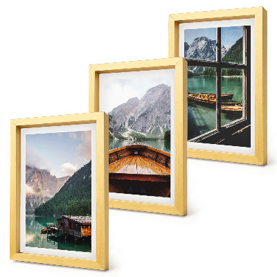 Tríptico com moldura Lago de montanha com um barco e casas de madeira