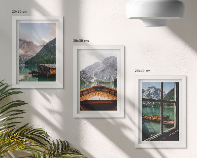 Tríptico com moldura Lago de montanha com um barco e casas de madeira