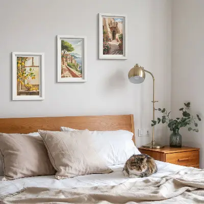 Conjunto de 3 quadros decorativos com frutas cítricas na cozinha com vista para o mar e para a encantadora cidade