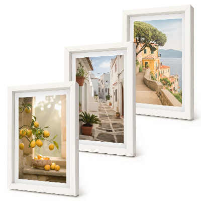 Conjunto de molduras com imagens Vista da laranjeira a partir da janela e arquitetura à beira-mar.