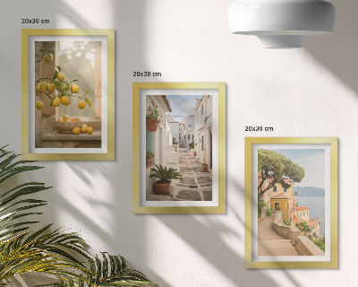 Conjunto de molduras com imagens Vista da laranjeira a partir da janela e arquitetura à beira-mar.