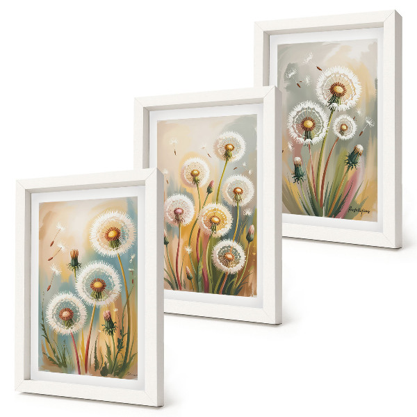 Tríptico com moldura Flores de dente-de-leão em contraste com um fundo de grama em tons pastel.