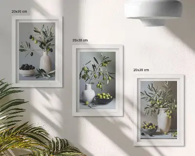 Conjunto de 3 quadros decorativos com azeitonas em vasos sobre fundo de cores suaves