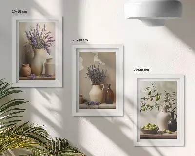 Conjunto de 3 quadros decorativos com flores em vasos, azeitonas e decorações naturais