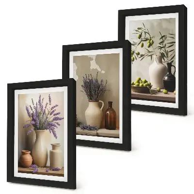 Conjunto de 3 quadros decorativos com flores em vasos, azeitonas e decorações naturais