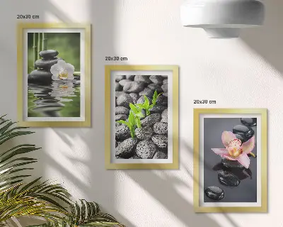 Conjunto de quadros com imagens composição zen de pedras e flores sobre a água