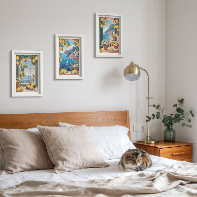 Conjunto de molduras com imagens Janela com vista para o mar e limões italianos.