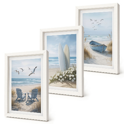 Conjunto de molduras com imagens Praia com pranchas de surfe, barcos e pássaros.