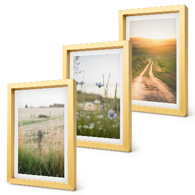 Tríptico com moldura Paisagens naturais com campos e um caminho ao sol.