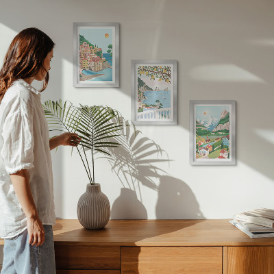 Tríptico com moldura Vista para o mar com casas em tons pastel