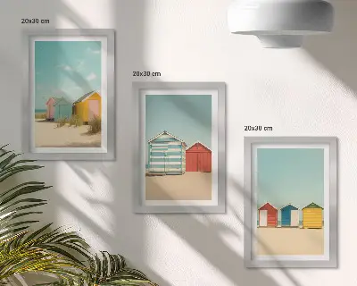 Conjunto de quadros com imagens casas de praia coloridas num dia ensolarado