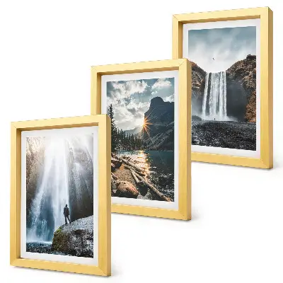 Conjunto de molduras com imagens retratando cachoeiras nas montanhas com belas paisagens naturais