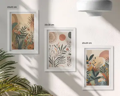 Tríptico com moldura com motivos vegetais em cores suaves e círculos