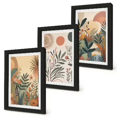 Tríptico com moldura com motivos vegetais em cores suaves e círculos
