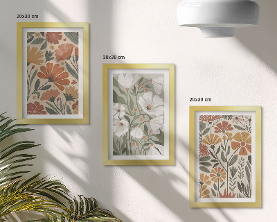 Tríptico com moldura Estampas florais em tons de laranja e verde.