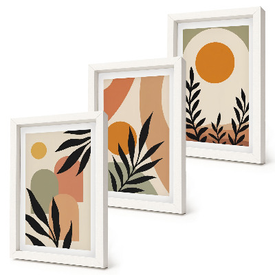 Conjunto de 3 quadros decorativos Formas abstratas e motivos vegetais em cores quentes.