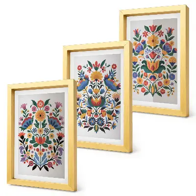 Conjunto de 3 quadros decorativos com padrões florais em cores intensas sobre fundo branco