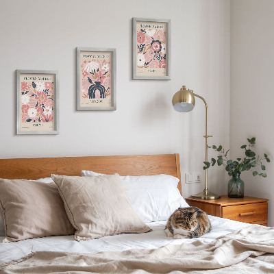 Conjunto de molduras com imagens Motivos florais em Tóquio, Londres e Paris