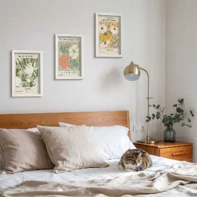 Tríptico com moldura motivos florais de várias cidades do mundo