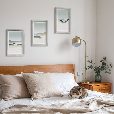Tríptico com moldura Montanhas minimalistas em tons pastel delicados