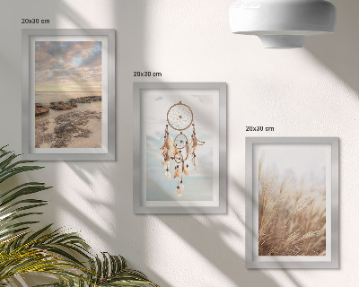 Conjunto de 3 quadros decorativos Vista para o mar com nuvens, apanhador de sonhos e grama.