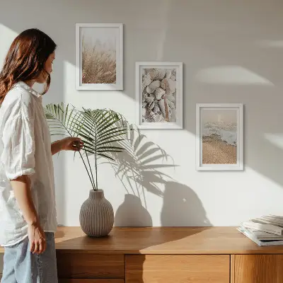 Conjunto de molduras com imagens com motivos de praia de conchas e ondas do mar