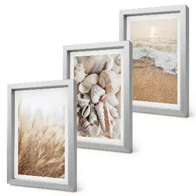 Conjunto de molduras com imagens com motivos de praia de conchas e ondas do mar