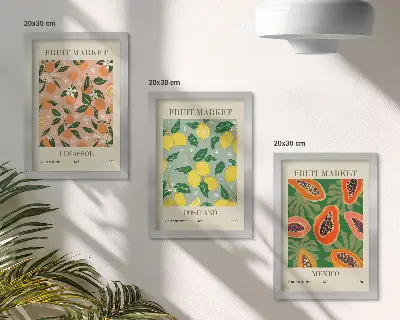Conjunto de 3 quadros decorativos com estampas de frutas cítricas e tropicais em estilo retrô