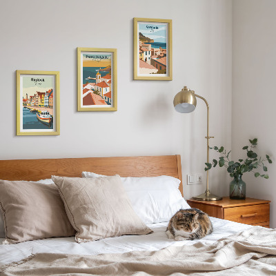 Conjunto de molduras com imagens Vistas de cidades costeiras e portuárias europeias