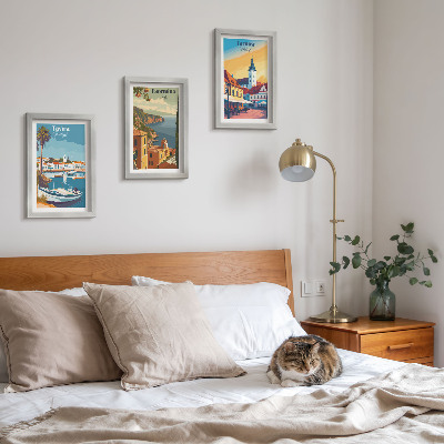 Conjunto de 3 quadros decorativos Vistas de cidades costeiras e sua arquitetura.