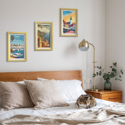 Conjunto de 3 quadros decorativos Vistas de cidades costeiras e sua arquitetura.
